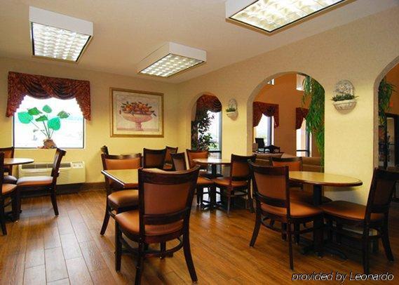 Quality Inn & Suites Pine Bluff Restaurang bild