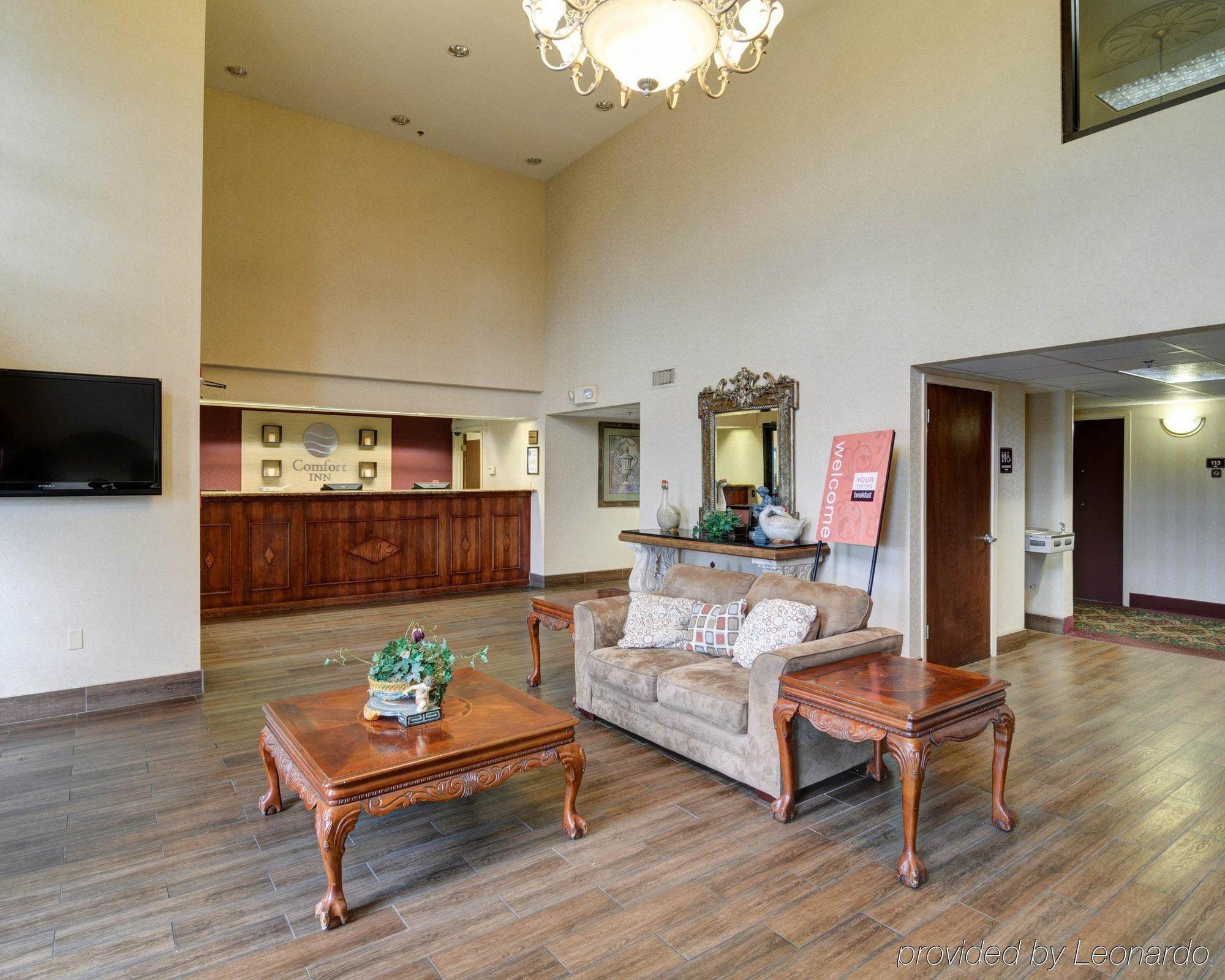 Quality Inn & Suites Pine Bluff Exteriör bild