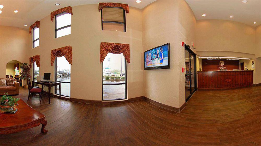 Quality Inn & Suites Pine Bluff Exteriör bild